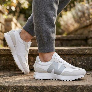 New Balance 327 Casual Women's Sneakers Shoes White Silver Logo Size 9